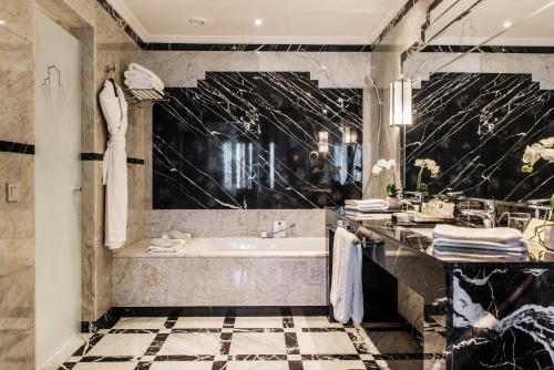 Le Casablanca Hotel