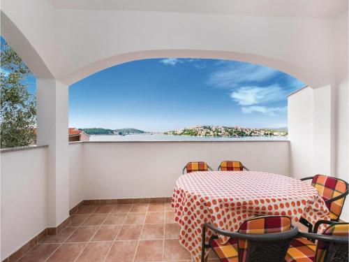  Two-Bedroom Apartment in Zatoglav, Pension in Podglavica