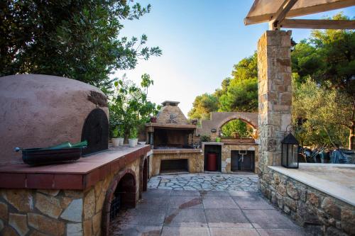 Dotări, Sanidiamonds in Chalkidiki