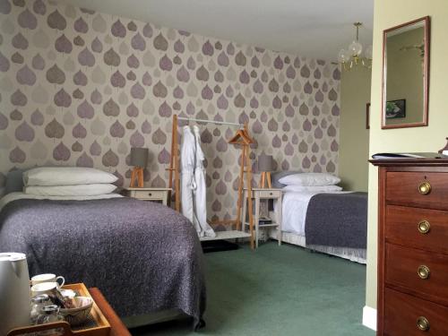 The Farmhouse Guesthouse - image 6
