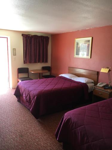 Double Room with Two Double Beds - Smoking