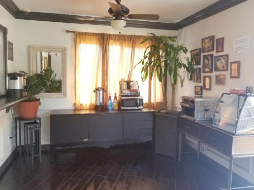 Casa Bella Inn Downtown LA – Los Angeles, CA