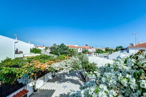 Bougainvilleas Villa - image 4