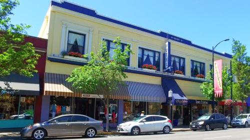 Columbia Hotel