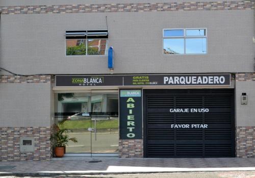 Hotel Zona Blanca