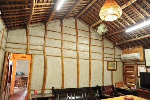 Shared lounge/TV area, Fengnan Tianzhuang Homestay in Fuli Township