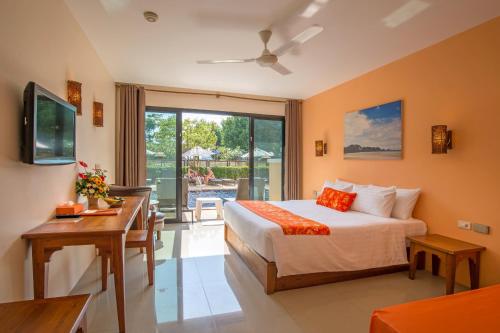 room detail thumbnail 1