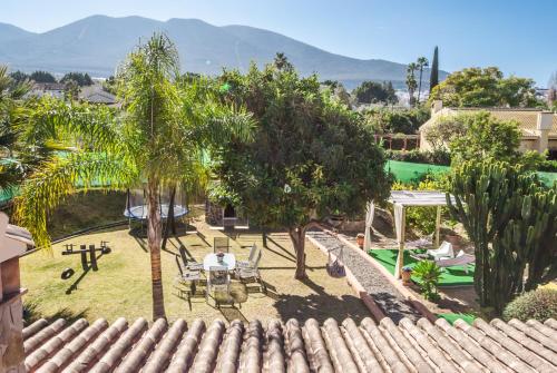 Cubo's Villa Family - image 4