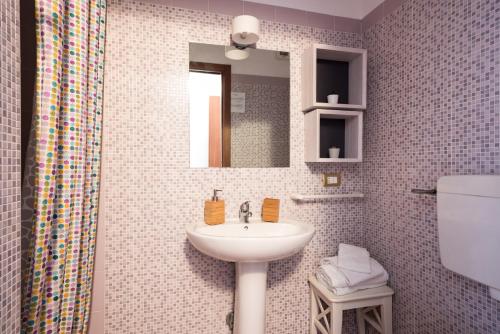 Cabrera House - image 12