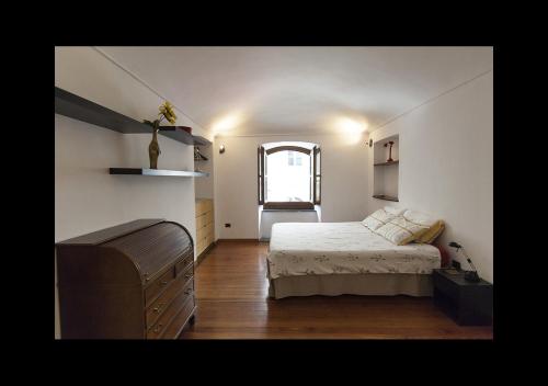 Monikapsa, Torino (foto 5)
