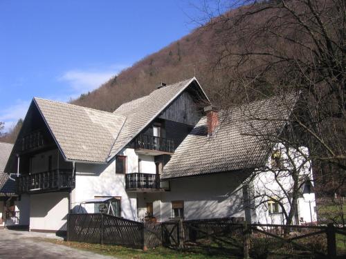 Apartments Gubanec - image 14