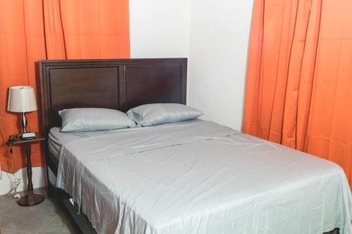 Frontline Apartments - image 3