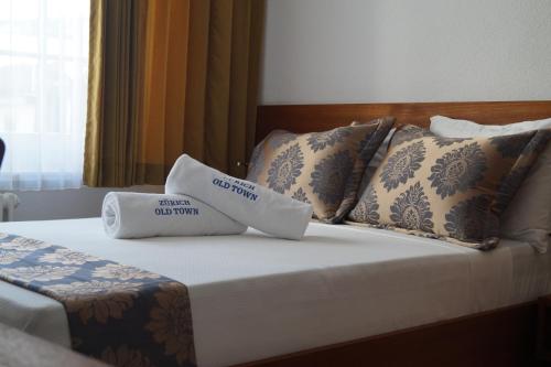 Superior Double Room image 8