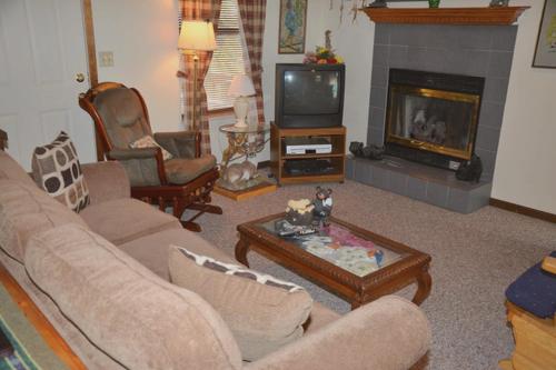Alpine Dreamcatcher Economy 1 bedroom chalet - image 9