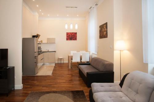 Anna Apartment 3