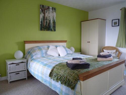 The Farthings in บริดเด็น