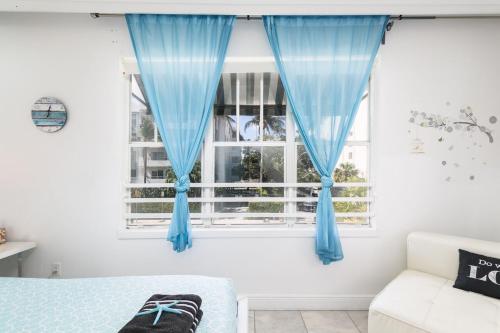 Holiday Apartment on Lincoln Road - image 8