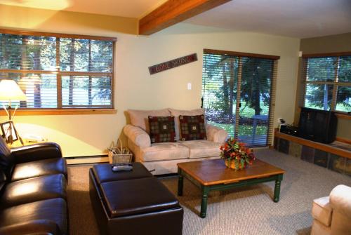 Whistler Superior Properties in Whistler, Canada