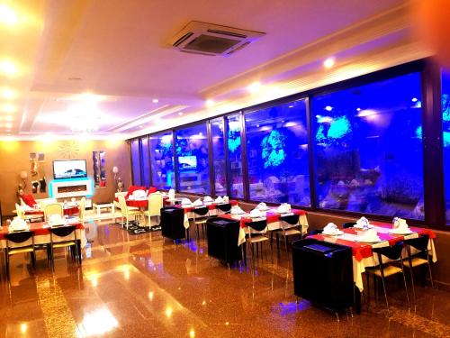 Business Park Hotel - image 9