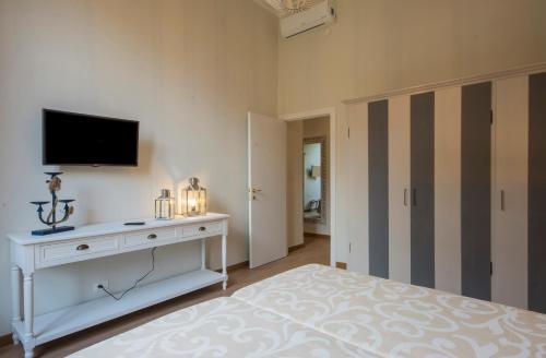 Two-Bedroom Apartment image 7