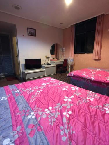 Ya Shi Deng Hotel – Jiaoxi, WV