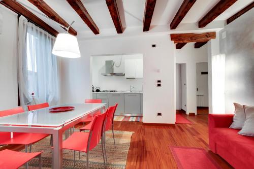 Apartment Biennale - image 8