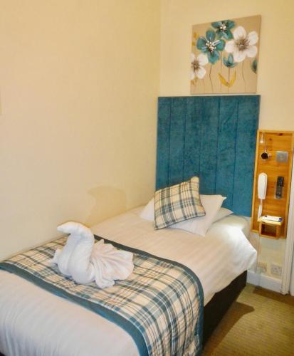 Burton Hotel - image 10