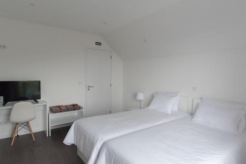 Hospedagem Portal dos Vimes AL in Faial Horta