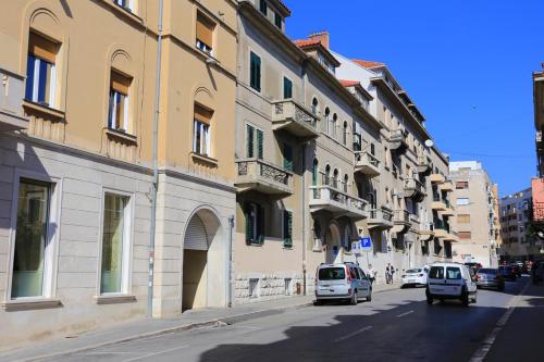Apartments with WiFi Split - 14868