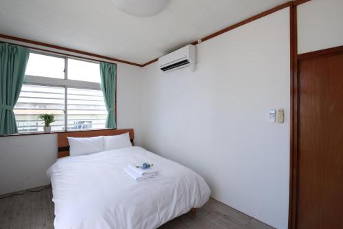 TOKU Marine House Okinawa Main island
