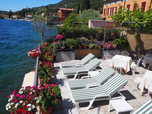 Hotel Du Lac 2