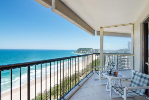 Two Bedroom Standard Ocean View Apartment image 4