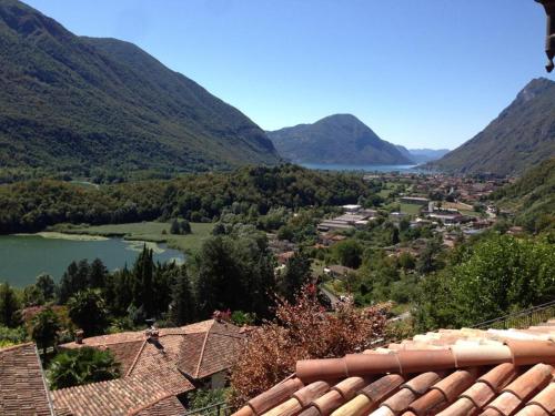  La Cascina, Pension in Carlazzo