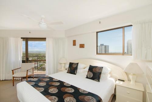 One Bedroom Standard Ocean View Apartment  image 5
