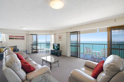 One Bedroom Standard Ocean View Apartment  image 4