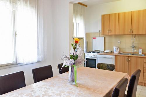 Apartments Josip 74 - image 7