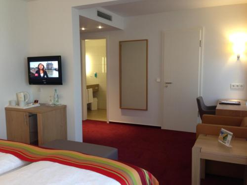 1 twin bed