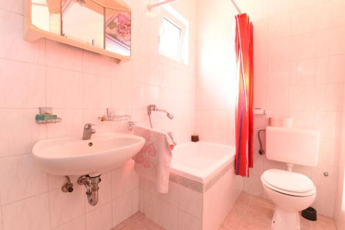 Apartment Josip 1562 - image 9