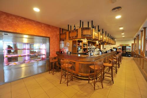 Hotel Lozano - main image