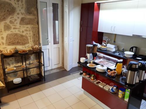 Dukes Corner Guest House - image 5