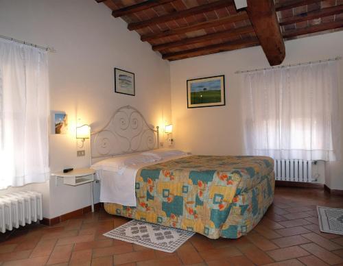 欧利维拉卡米尔酒店