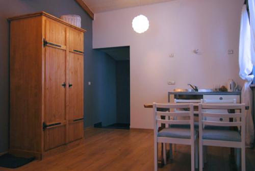 Karolinka Guest House - image 9