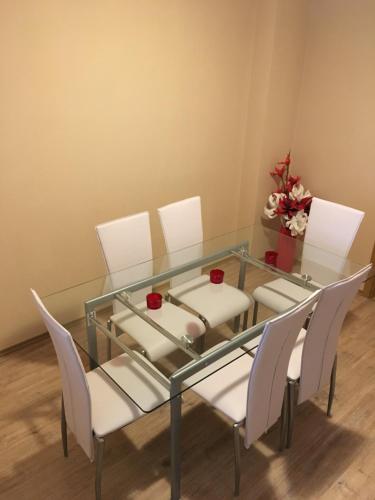 บริการและสิ่งอำนวยความสะดวก, Sausage dog's apartments in โฮโดลานี