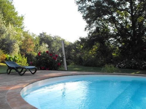 泳池, Agriturismo Frallarenza in 菲庫萊
