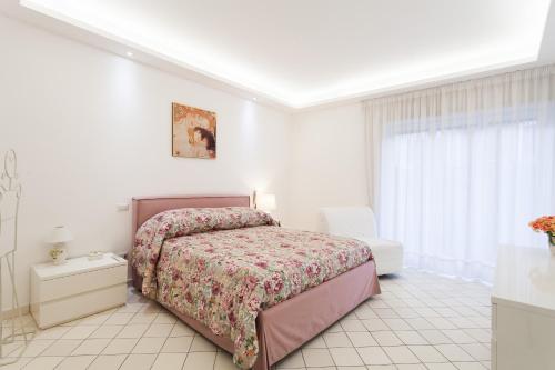 Matilde Home