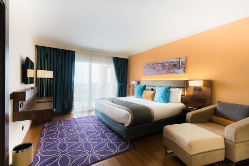 Savoy Le Grand Hotel Room Type - One-Bedroom Suite