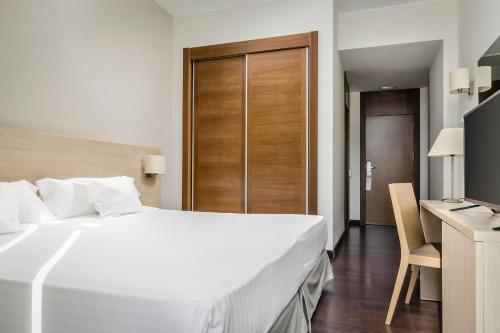 Hotel Exe Barcelona Gate - image 11