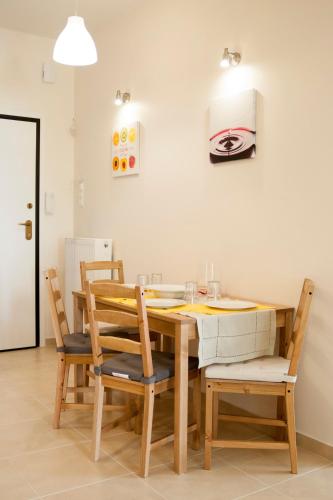 Cozy Bright Apartment, Athens (photo 10)