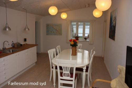 Holmehuset Bed & Breakfast - image 5