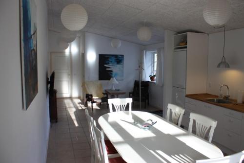 Holmehuset Bed & Breakfast - image 12